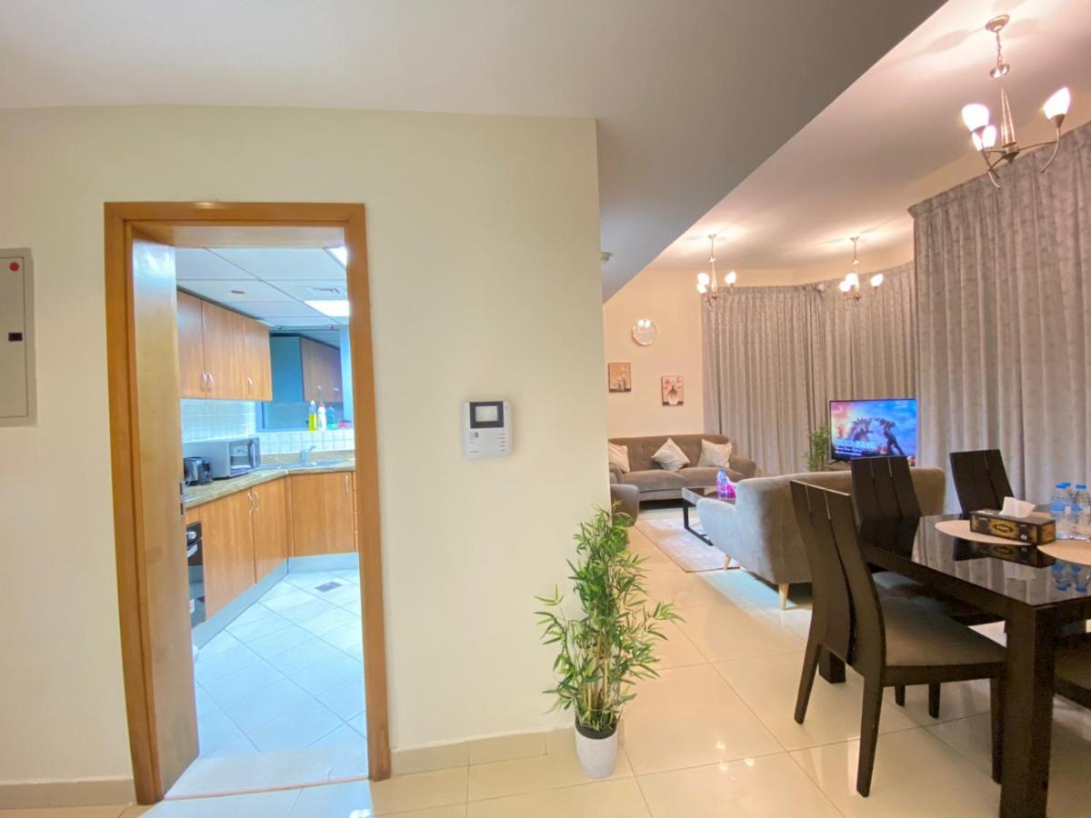 Dubai Marina 2 Bedroom Hall Apartment With Beautiful View Bagian luar foto